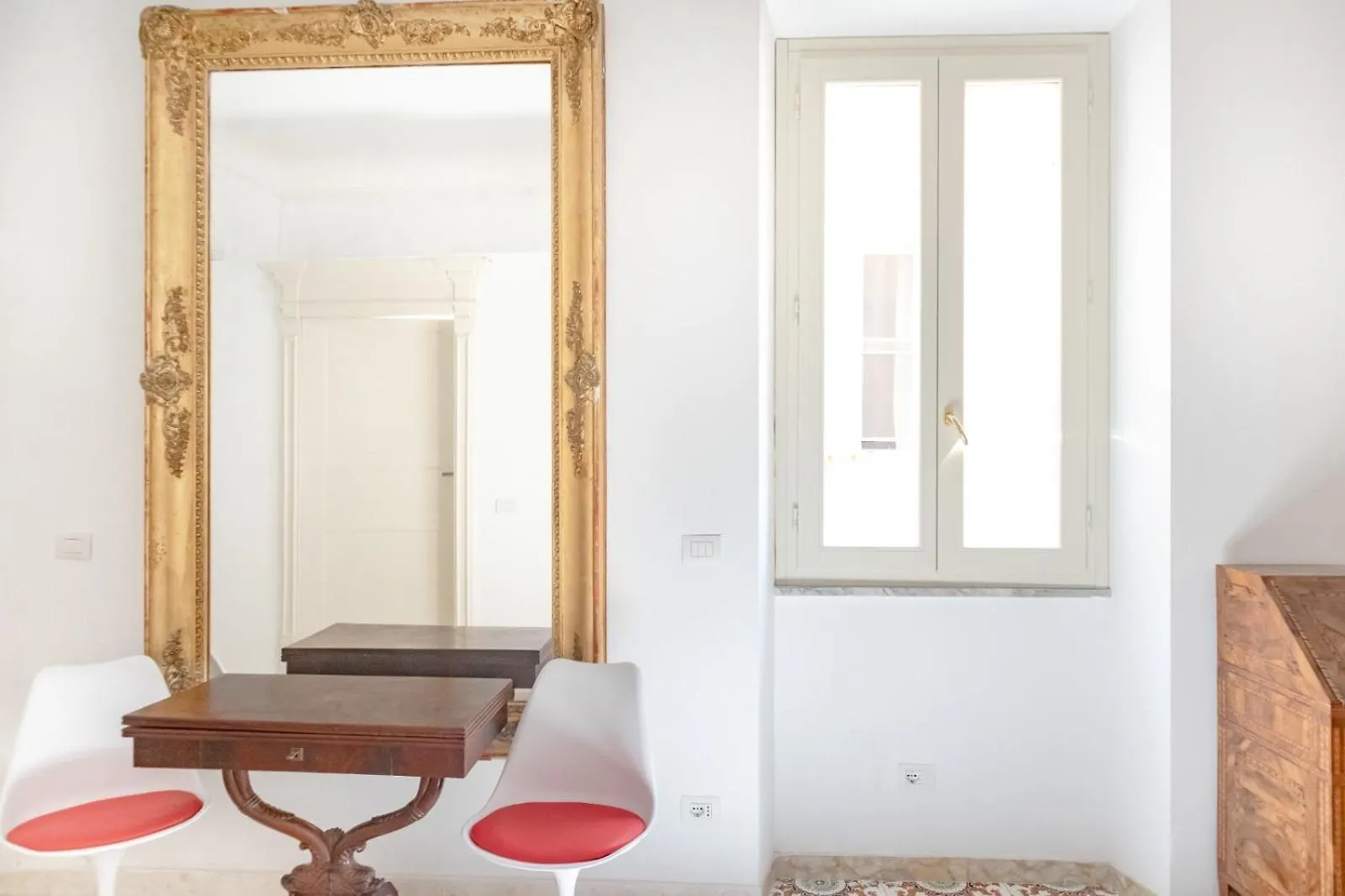 Gasthuis Honore De Balzac Alghero Italië