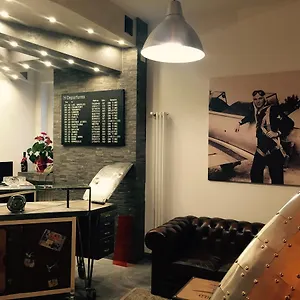 Hostel Atmos Luxe Navigli Italië